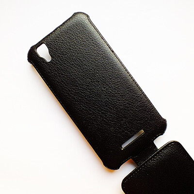 Кожаный чехол Armor Case Black для FLY IQ4414 EVO Tech 3(4)
