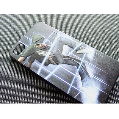 Пластиковый чехол Danсer Black для Apple iPhone 4/4S(4)