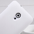 Пластиковый чехол Nillkin D-Style Matte White для HTC Desire 700 Dual Sim(#1)