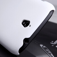 Пластиковый чехол Nillkin D-Style Matte White для Huawei Ascend G610