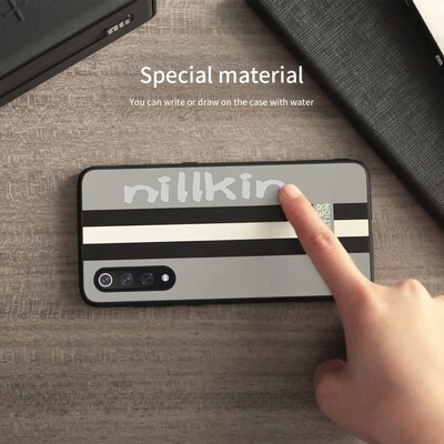 Защитный чехол Nillkin Striped Case Черный для Xiaomi Mi9(6)