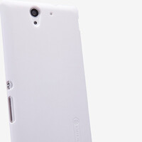 Пластиковый чехол Nillkin Super Frosted Shield White  для Sony Xperia C3 S55t